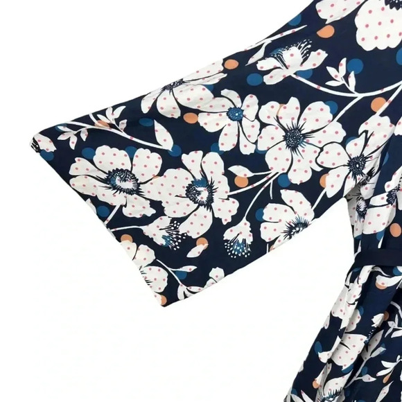 Eloquii Dress Plus 22W Blue Floral Whimsical Long Bell Sleeves 22 Novelty Print - Picture 4 of 14